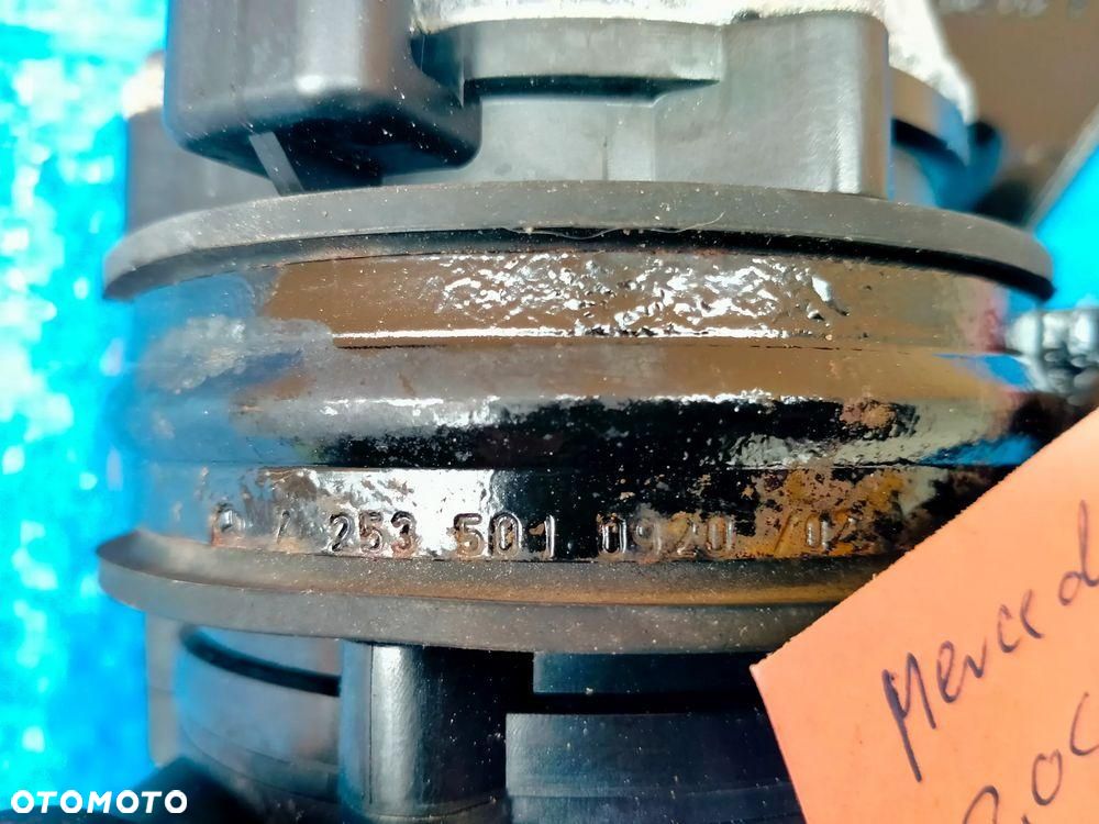 Mercedes E Klasa W213 Pompa Pompka Wody Obiegowa Recyrkulacji A2535010920 - 3