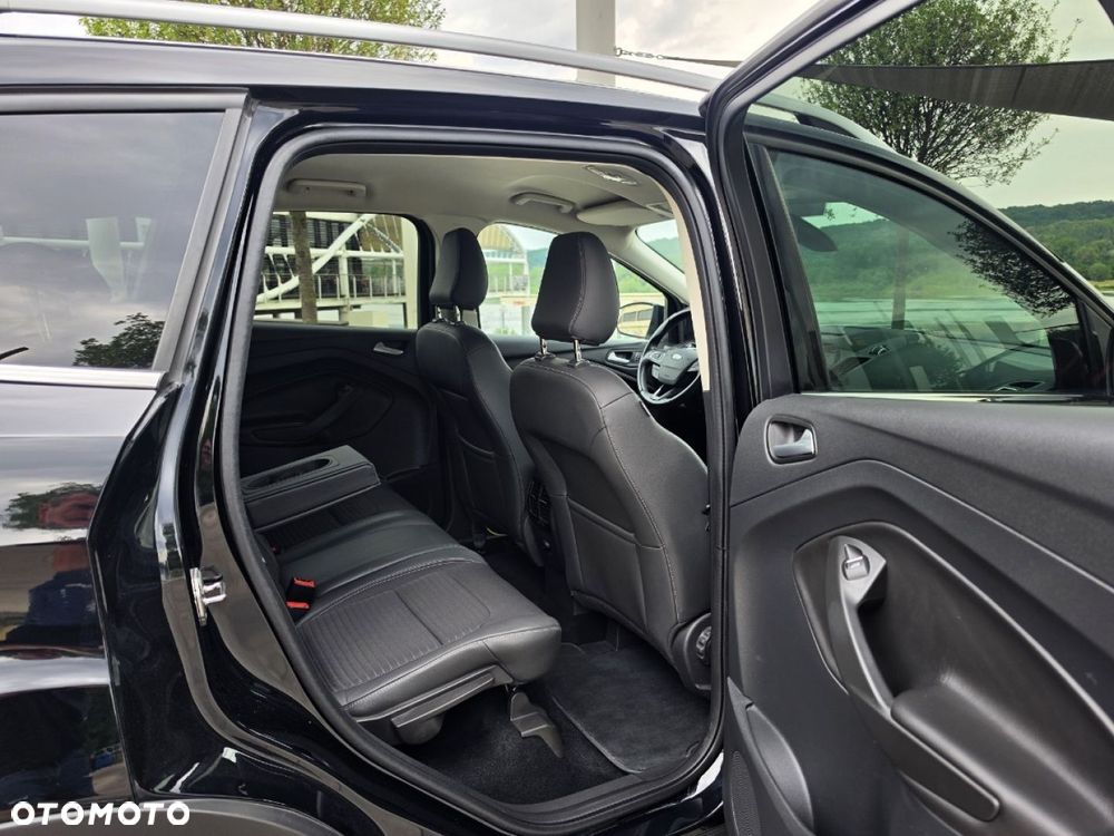 Ford Kuga - 30