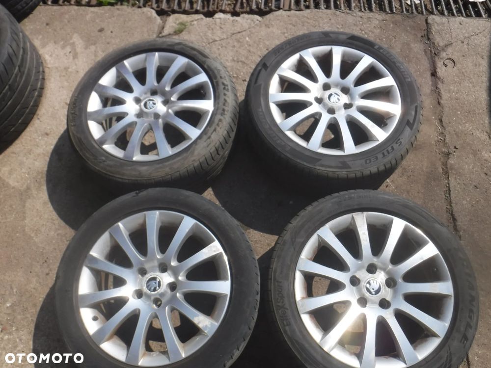 Skoda Yeti Lift Octavia Superb Vw Passat Golf Audi Seat alufelgi 5X112 17 ET45 7j 5L0601025D - 1