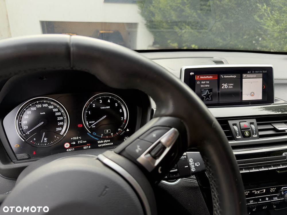 BMW X1 sDrive18i xLine - 8