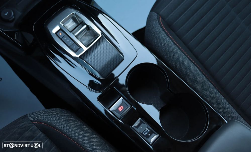 Peugeot 2008 1.2 PureTech Active EAT8 — fotografia 19