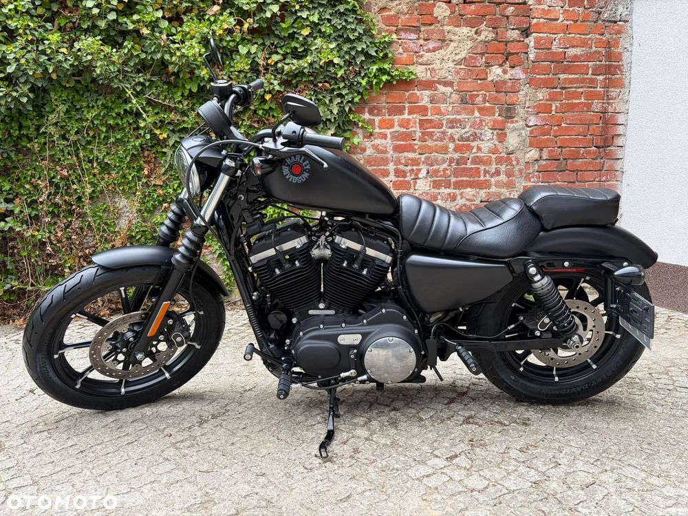 Harley-Davidson Sportster Iron 883 - 4
