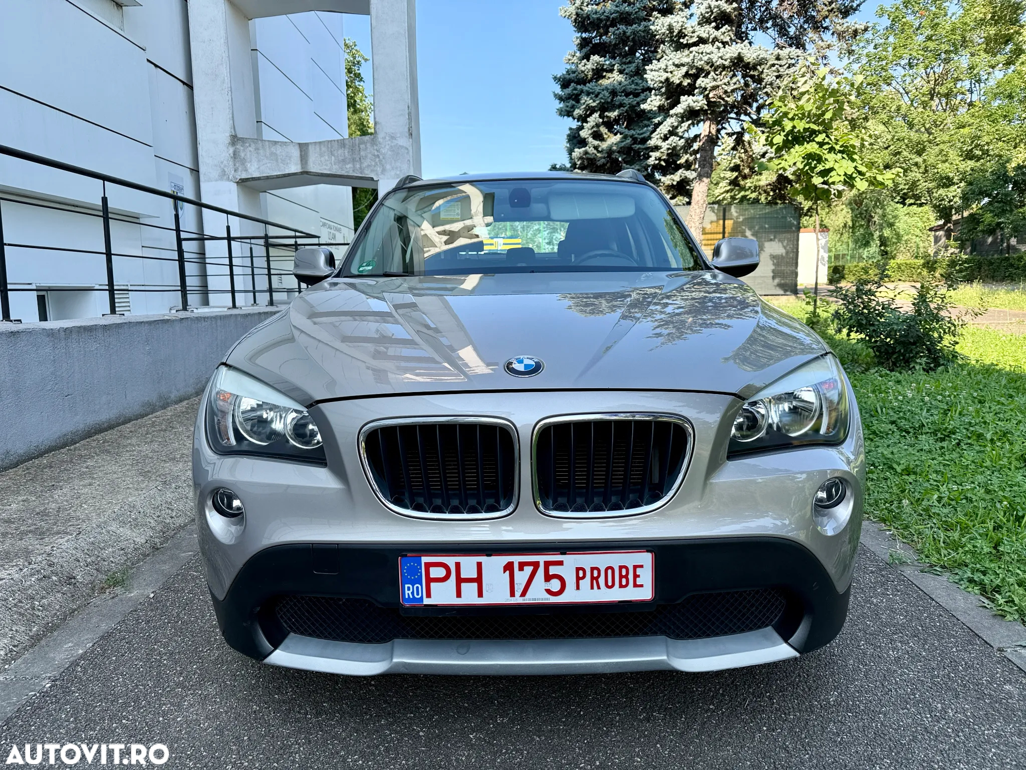 BMW X1 sDrive18i Aut. Sport Line - 2
