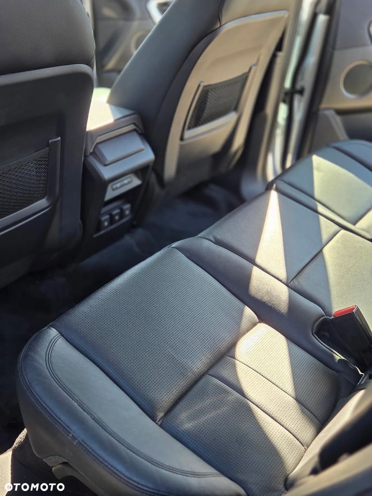 Land Rover Discovery Sport 2.0 Si4 HSE - 14