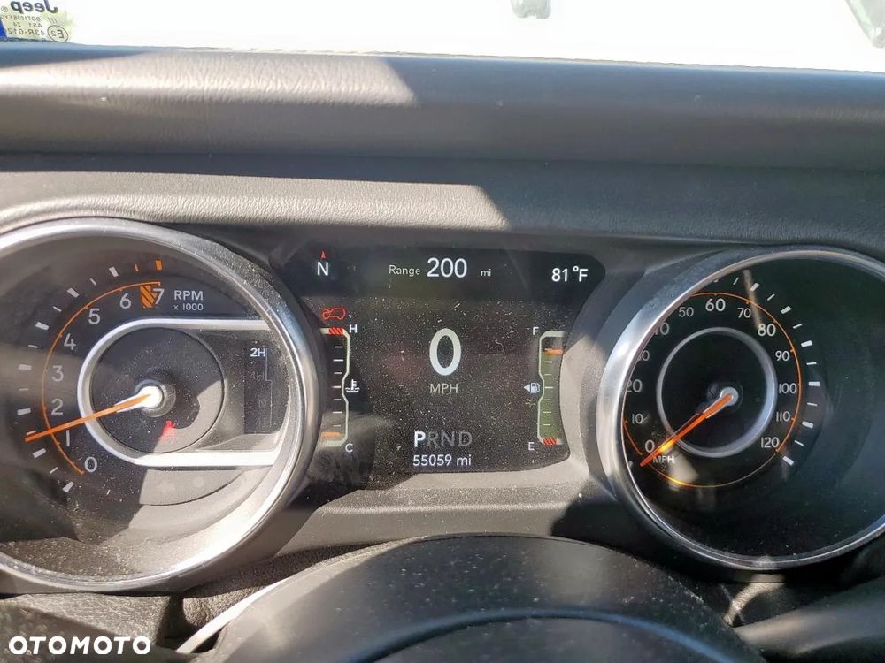 Jeep Wrangler - 9