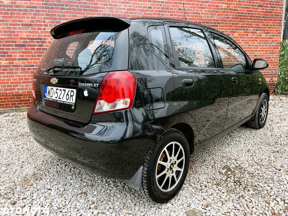 Chevrolet Aveo - 5