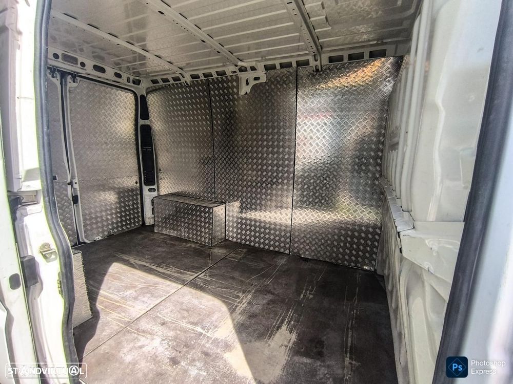 Peugeot Boxer 2.2 BLUEHDI 335 L2H2 PREMIUM - 7