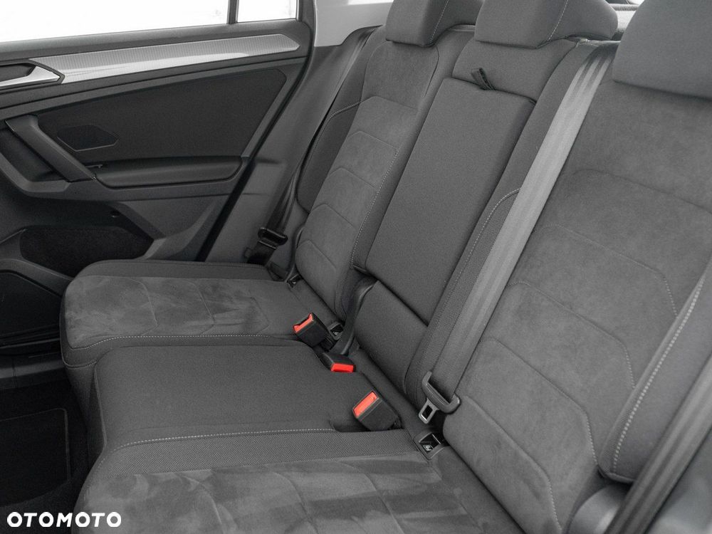 Volkswagen Tiguan - 25