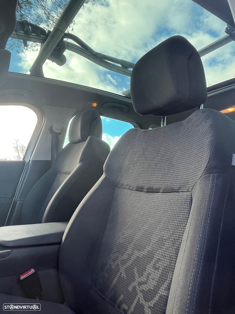 Peugeot 3008 2.0 HDi Hybrid4 99g - 6