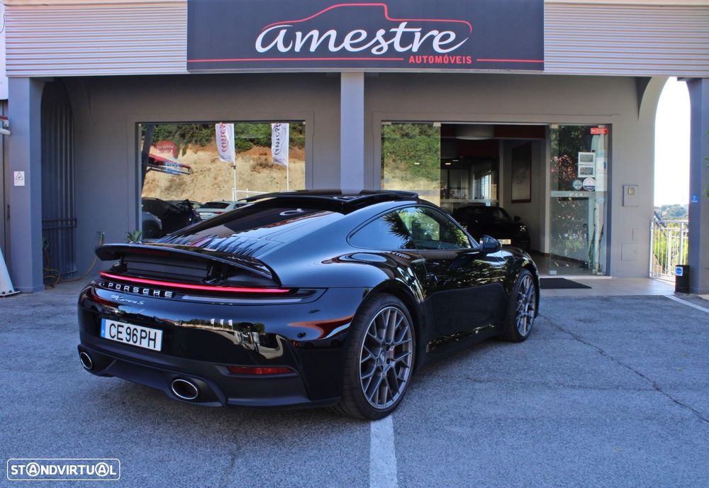 Porsche 911 (992) Carrera S - 4
