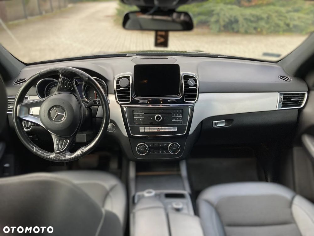 Mercedes-Benz GLE 250 d 4-Matic - 12