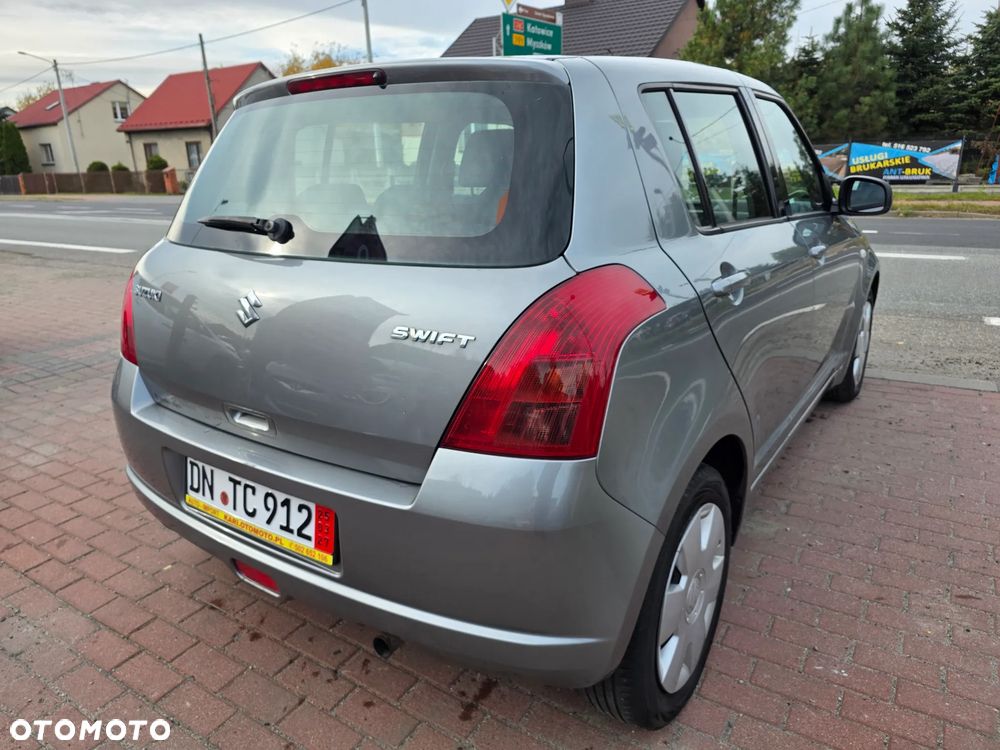 Suzuki Swift - 5