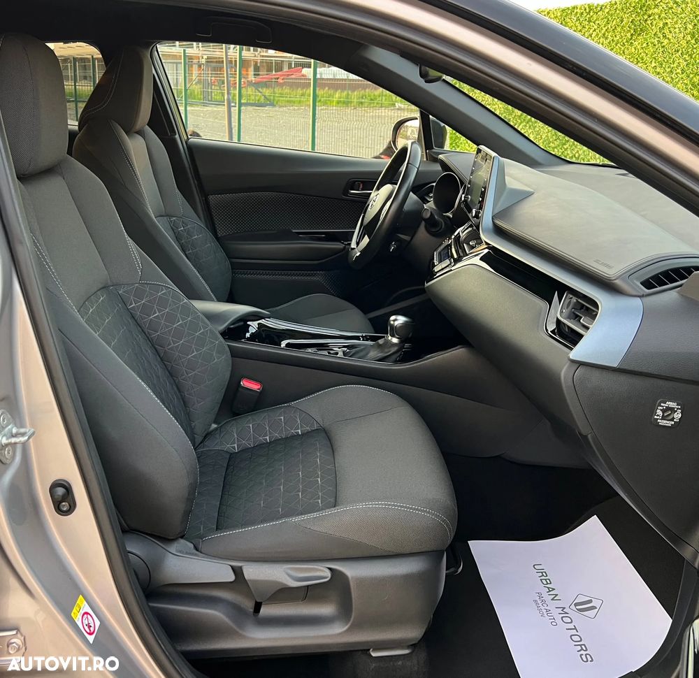 Toyota C-HR 1.8 HSD 122 CP 4x2 CVT C-lassy bi-tone - 17