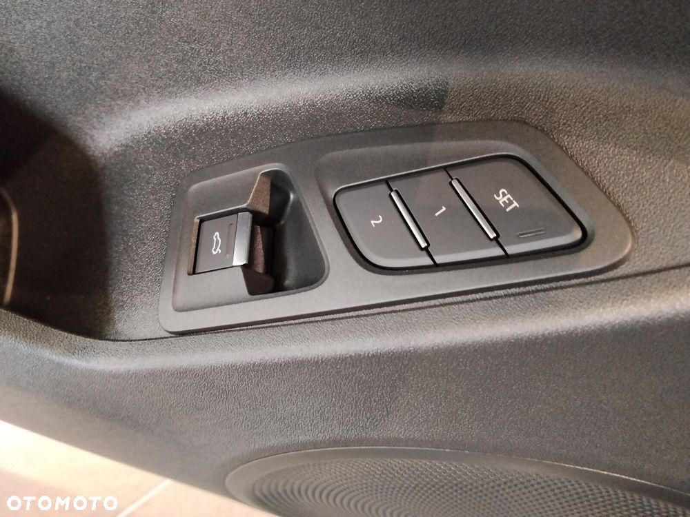 Audi Q3 Sportback - 11