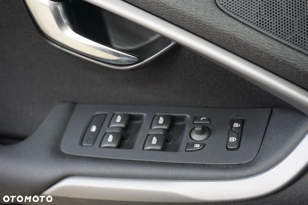 Volvo V40 D2 Kinetic - 38