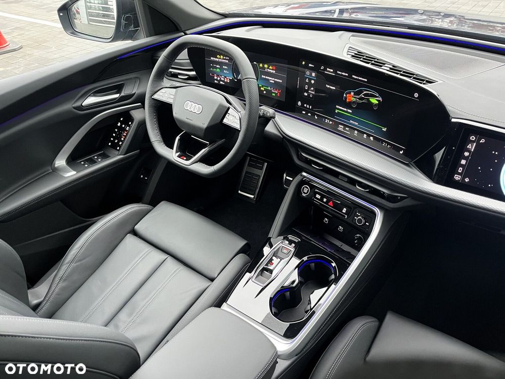 Audi Q5 Sportback - 14