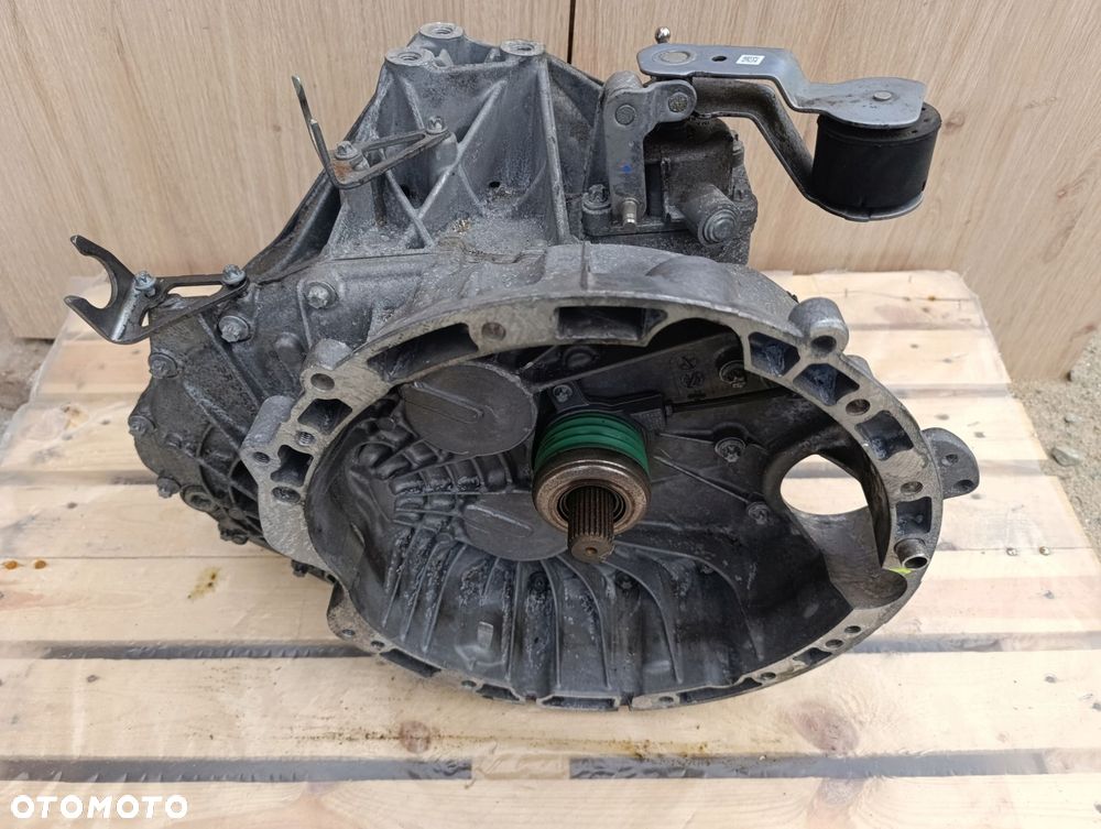 BMW W176 W246 SKRZYNIA BIEGÓW MANUAL A1762610101 - 1