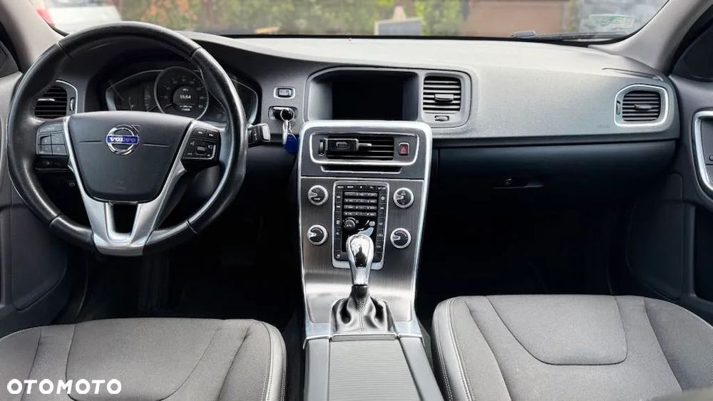 Volvo S60 T5 Momentum - 7