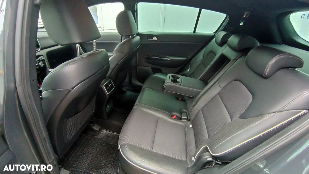 Kia Sportage 1.6 T-GDI 6MT 4x4 GT Line - 22