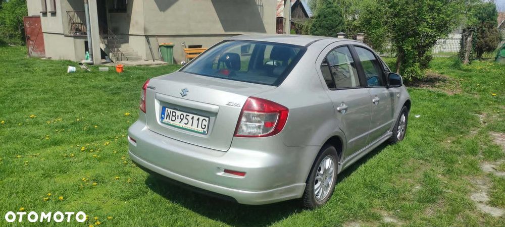 Suzuki SX4 - 1