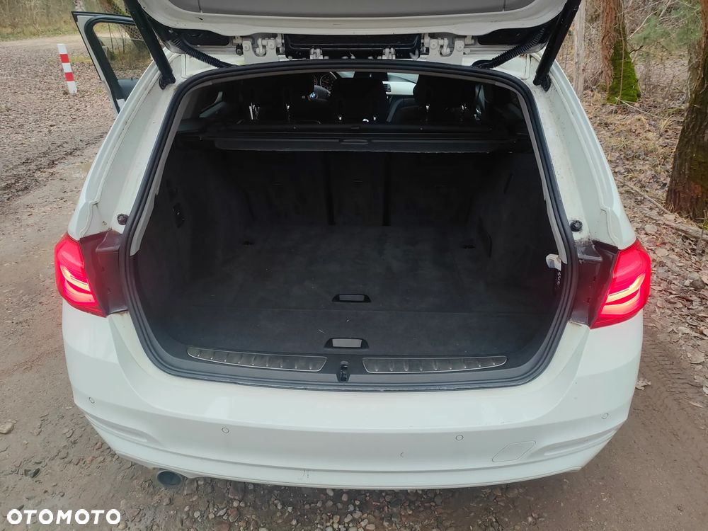 BMW Seria 3 318d - 6