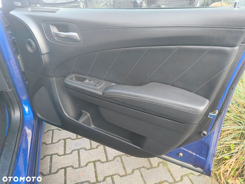 Dodge Charger 3.6 GT - 18