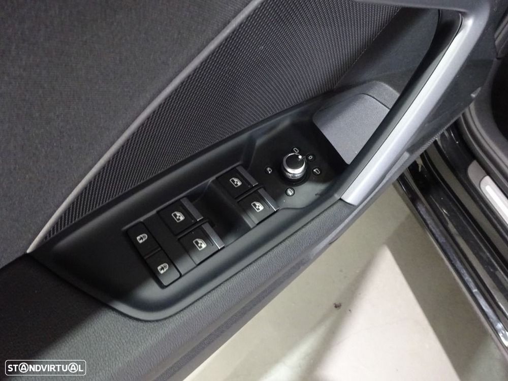 Audi A3 Sportback 30 TFSI Advanced - 9