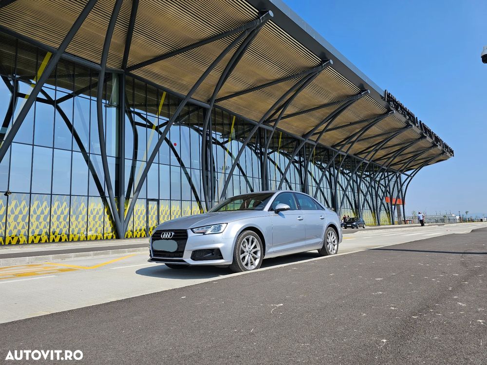 Audi A4 35 TFSI S tronic - 2