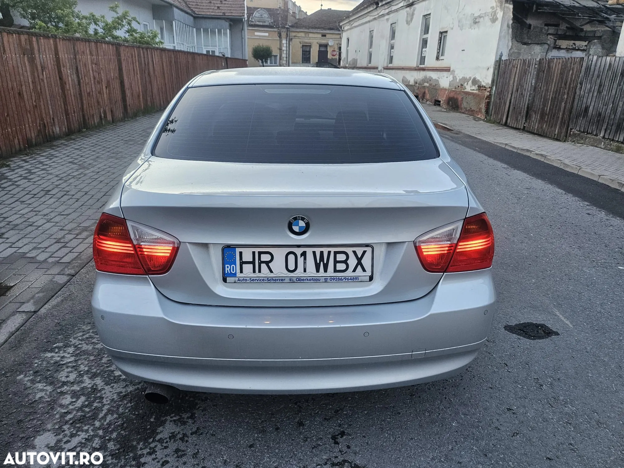 BMW Seria 3 318d - 2
