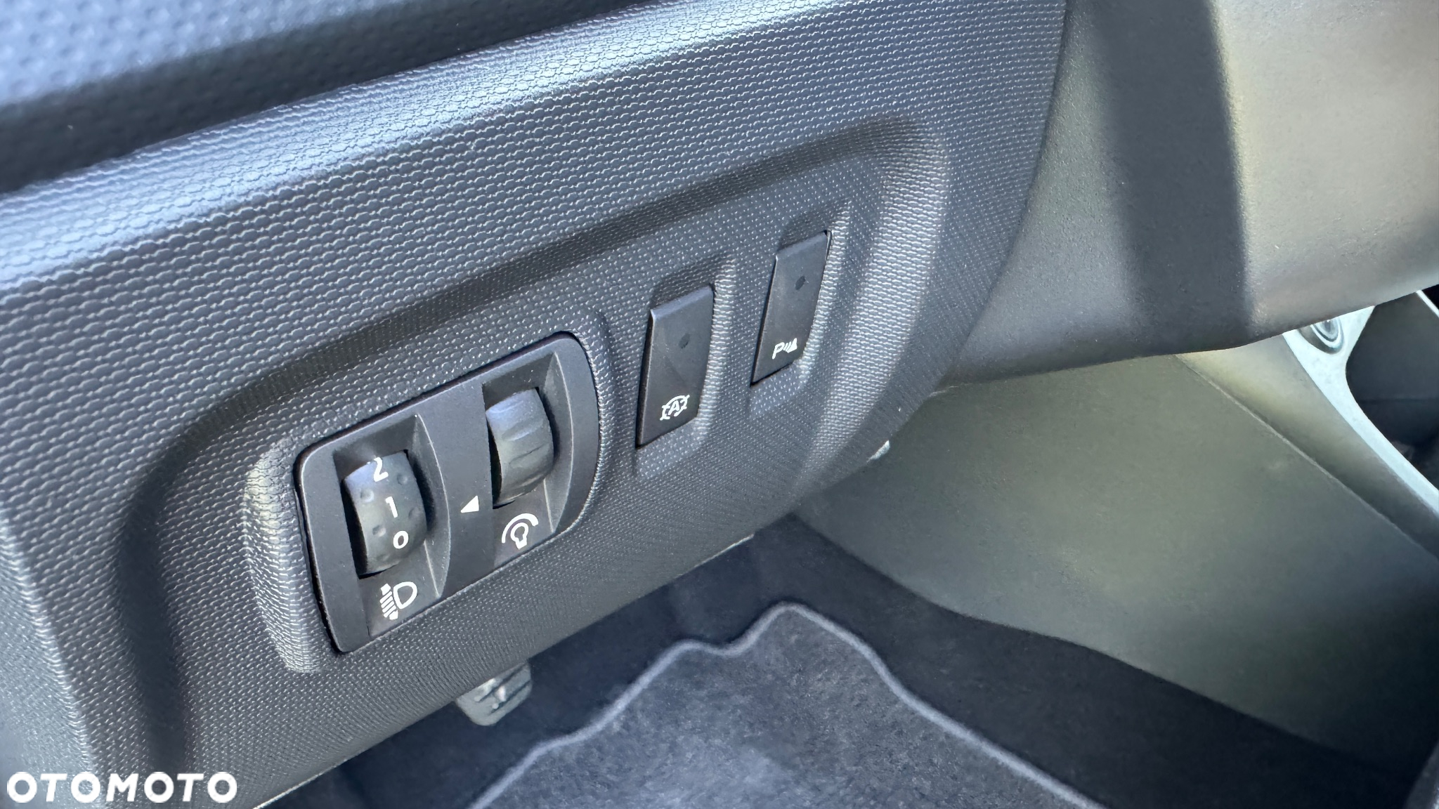 Renault Captur (ENERGY) TCe 90 INTENS - 29