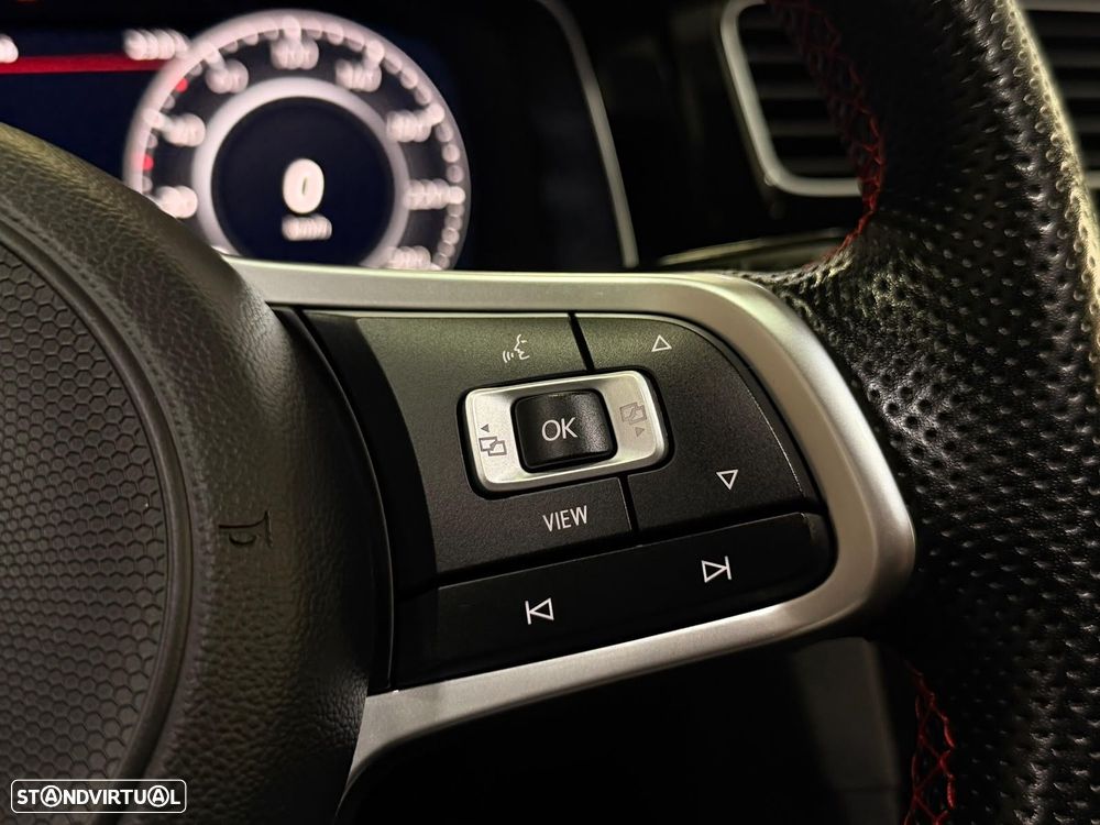 VW Golf GTI TCR 2.0 TSI OPF DSG - 26