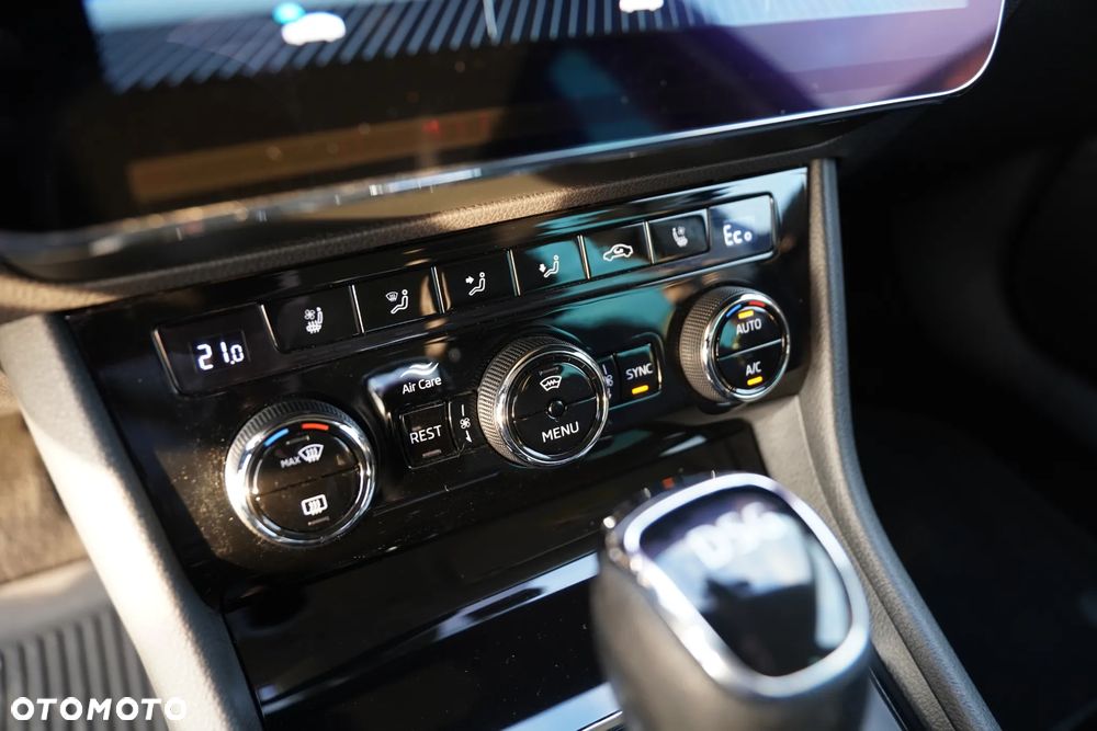 Skoda Superb 1.4 TSI Plug-In Hybrid L&K DSG - 11