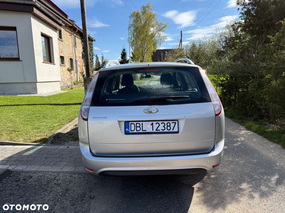 Ford Focus 1.6 16V Style - 4