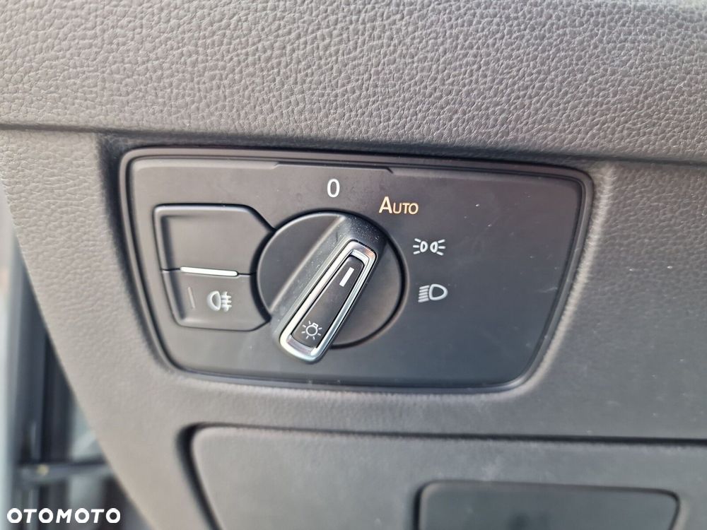 Volkswagen Arteon 2.0 TSI R-Line DSG - 25