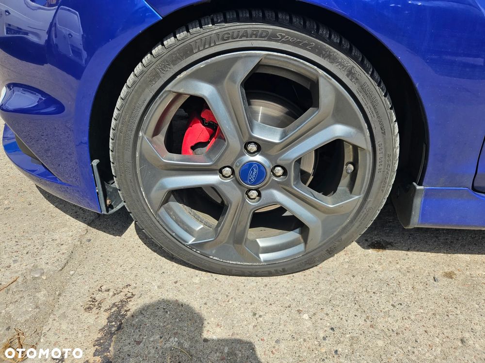 Ford Fiesta ST - 13
