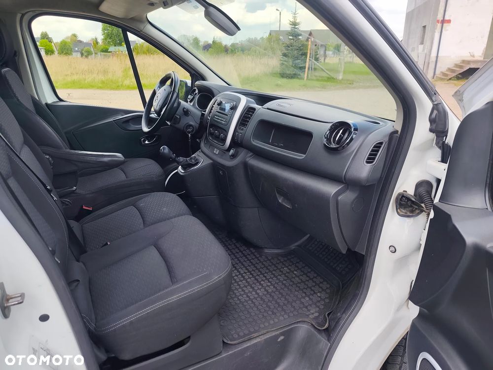 Opel Vivaro - 5