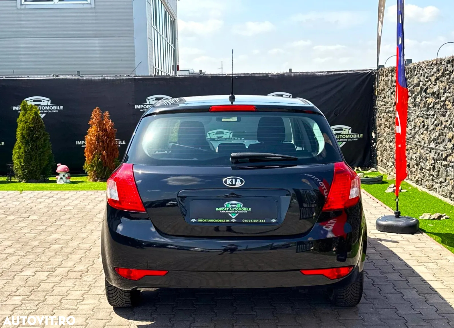 Kia Ceed - 12