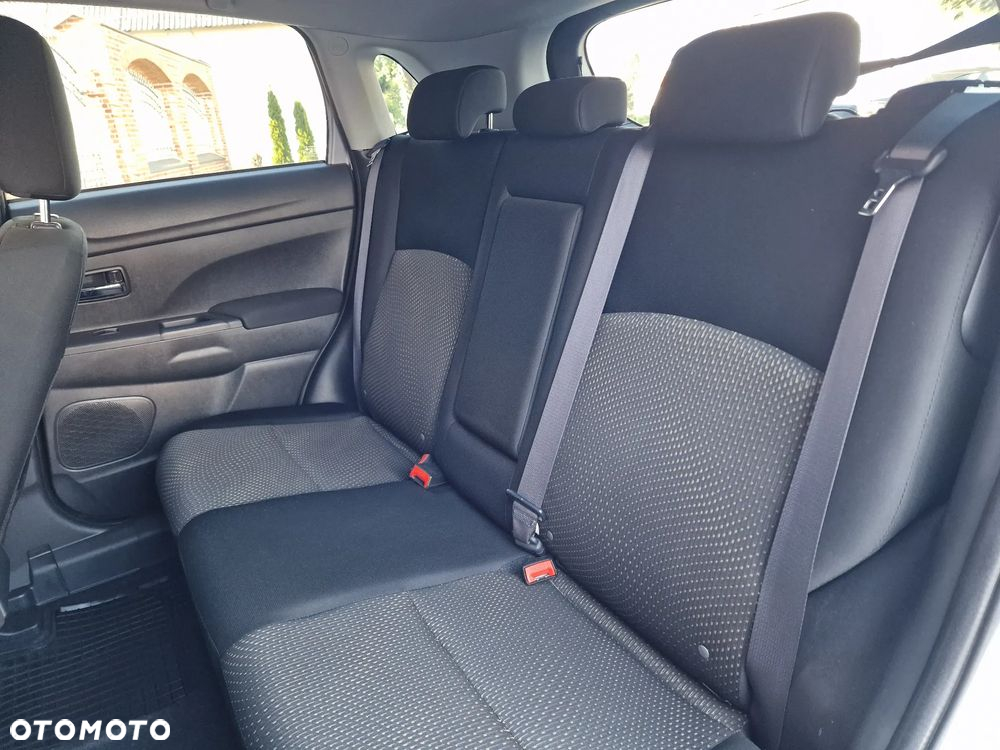 Mitsubishi ASX 1.6 Invite - 10