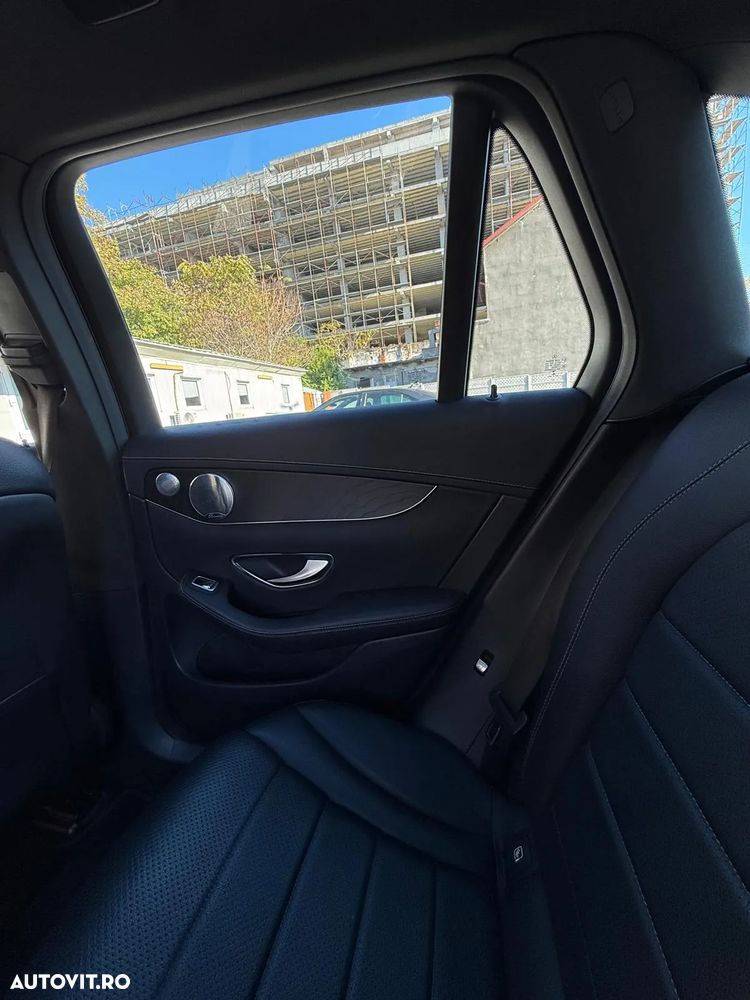Mercedes-Benz GLC 250 d 4Matic 9G-TRONIC - 25