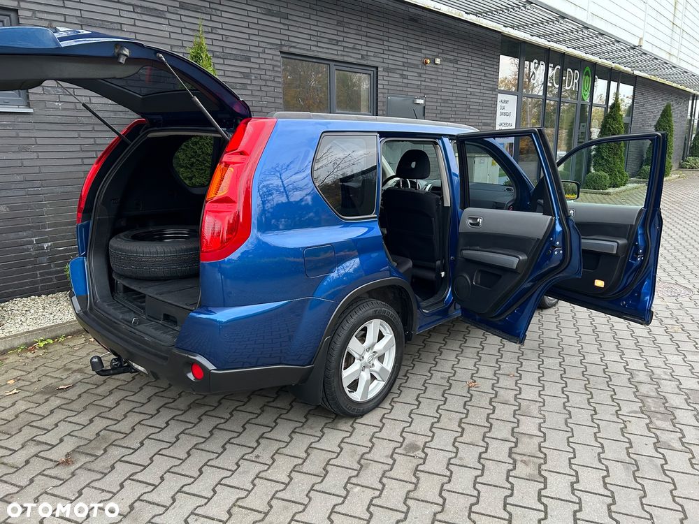 Nissan X-Trail 2.0 SE - 11
