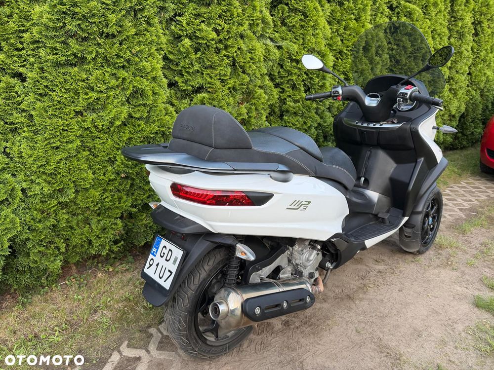 Piaggio MP-3 - 6