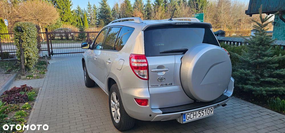 Toyota RAV4 2.2 D-4D Sol - 7