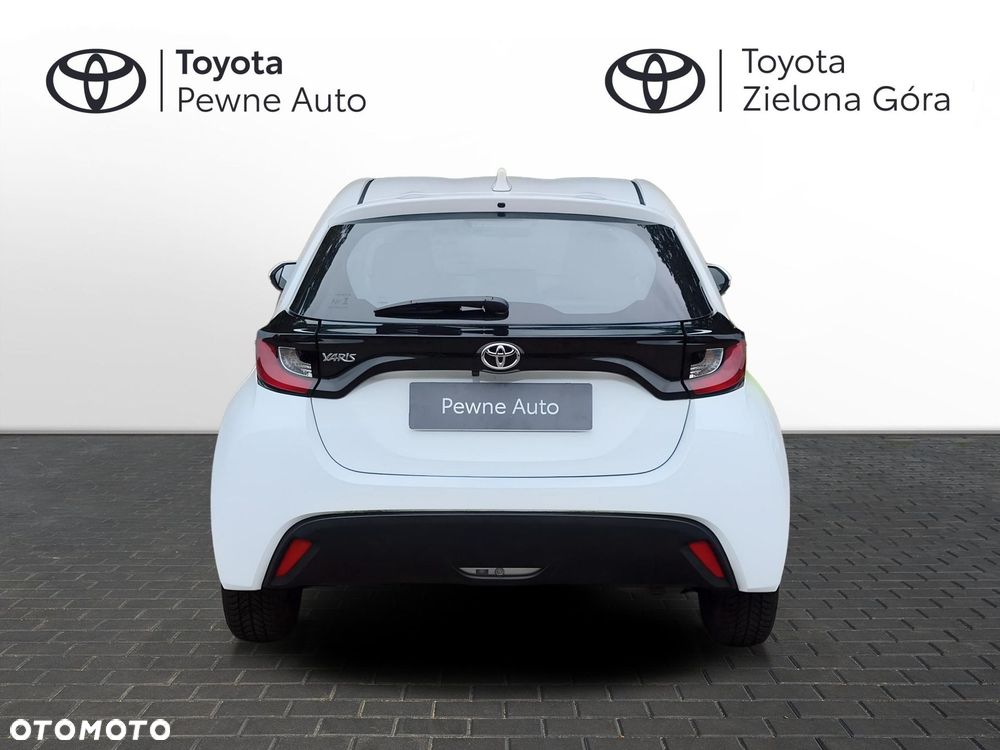 Toyota Yaris - 5