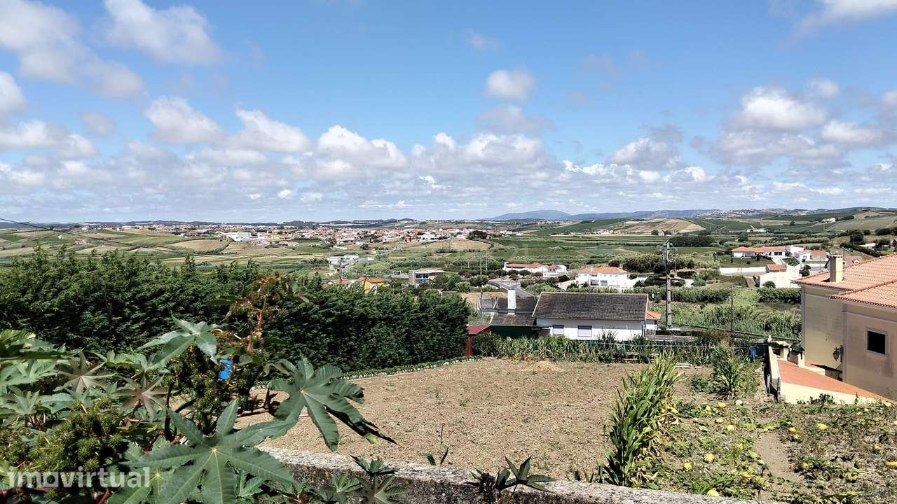 Terreno Urbano com 190 m² e Projeto Aprovado para Moradia T2 Térrea – - Grande imagem: 2/12