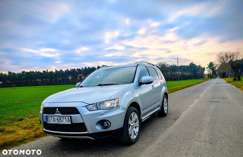 Mitsubishi Outlander 2.0 DID Instyle - 4