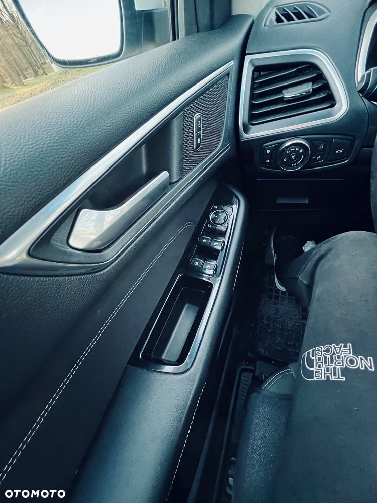 Ford Edge 2.0 TDCi Twin-Turbo 4WD Sport - 11