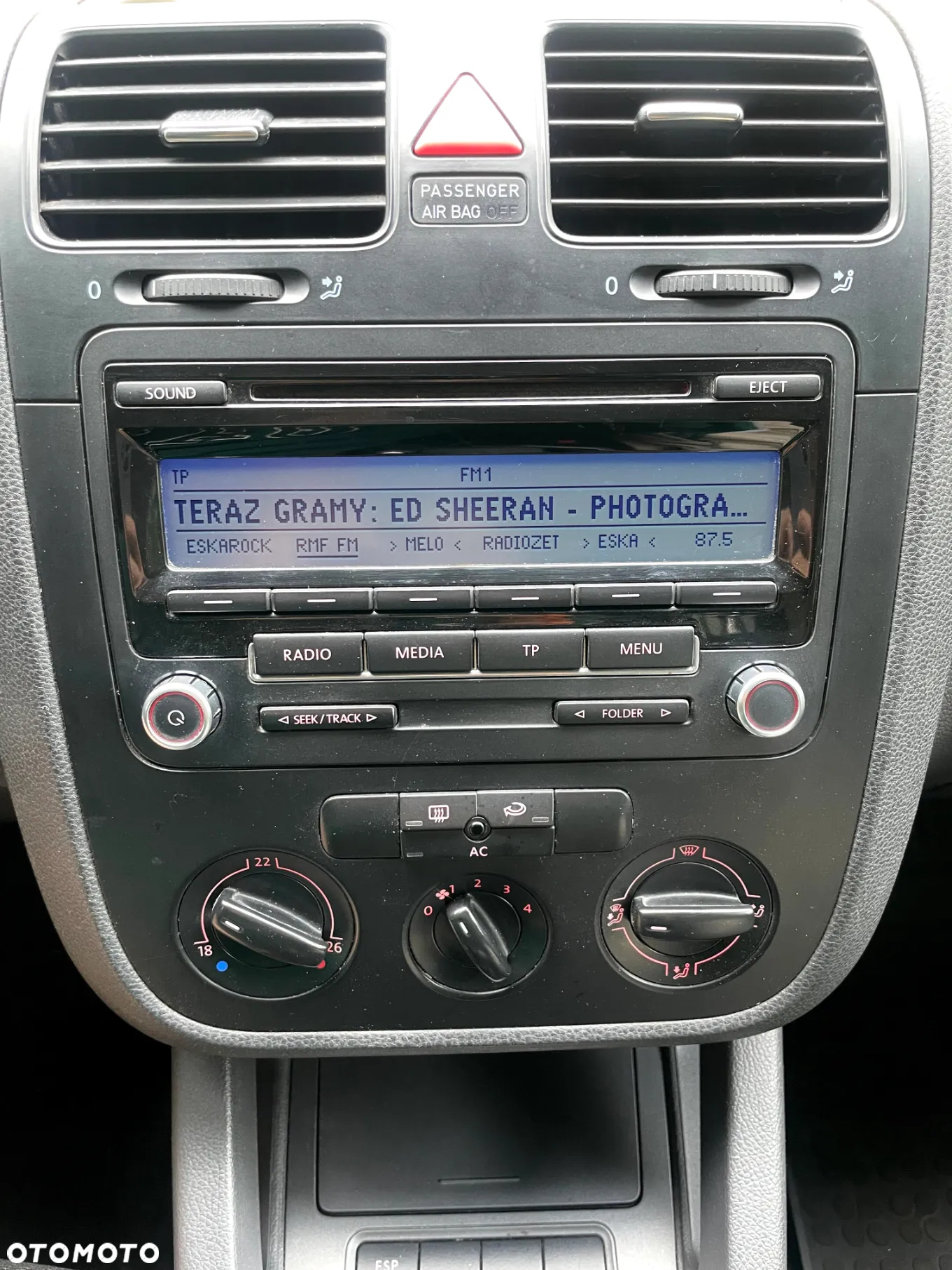 Volkswagen Golf - 12