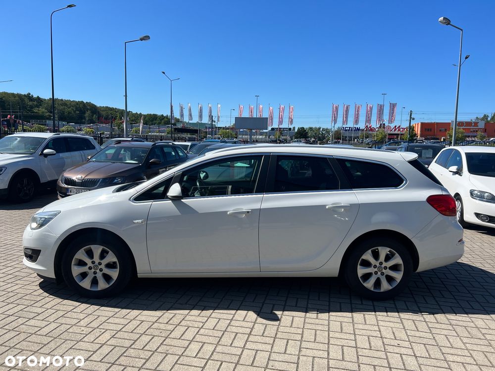 Opel Astra 1.4 Turbo - 10