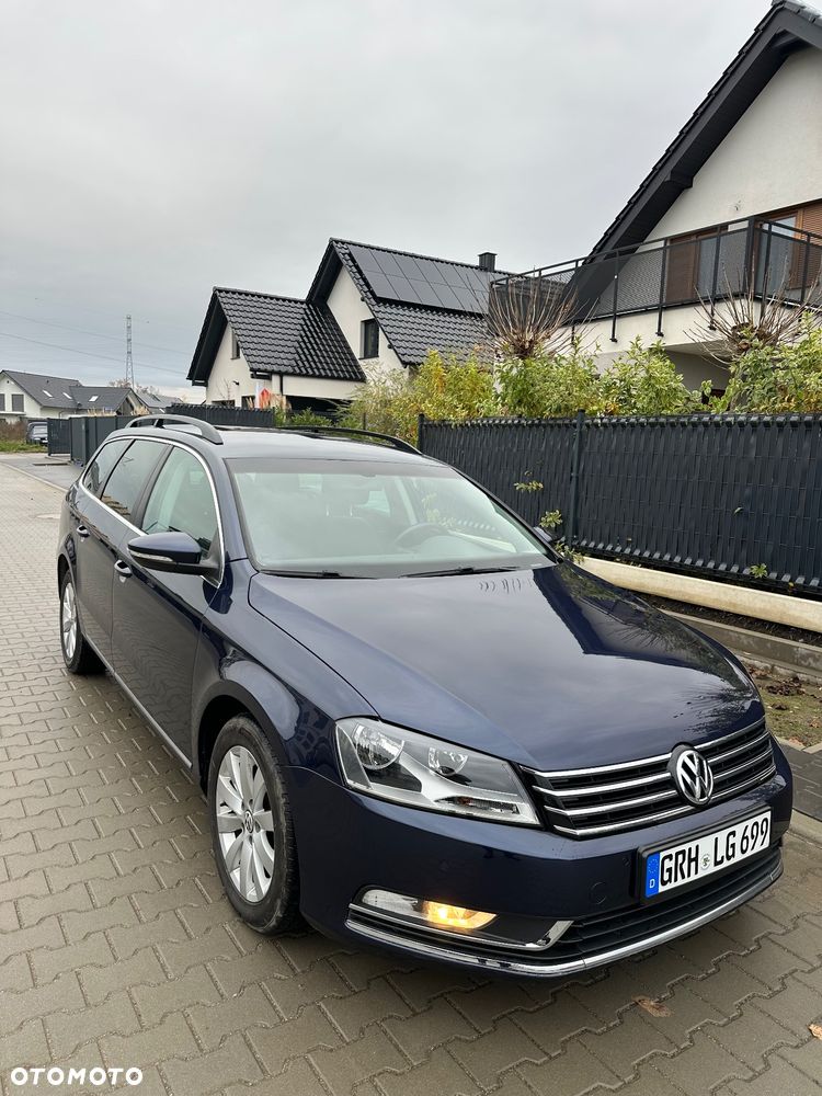Volkswagen Passat - 13