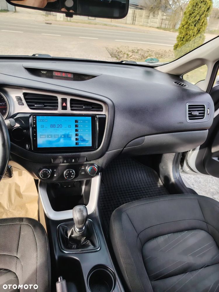 Kia Ceed 1.6 GDI Dream Team Edition - 15